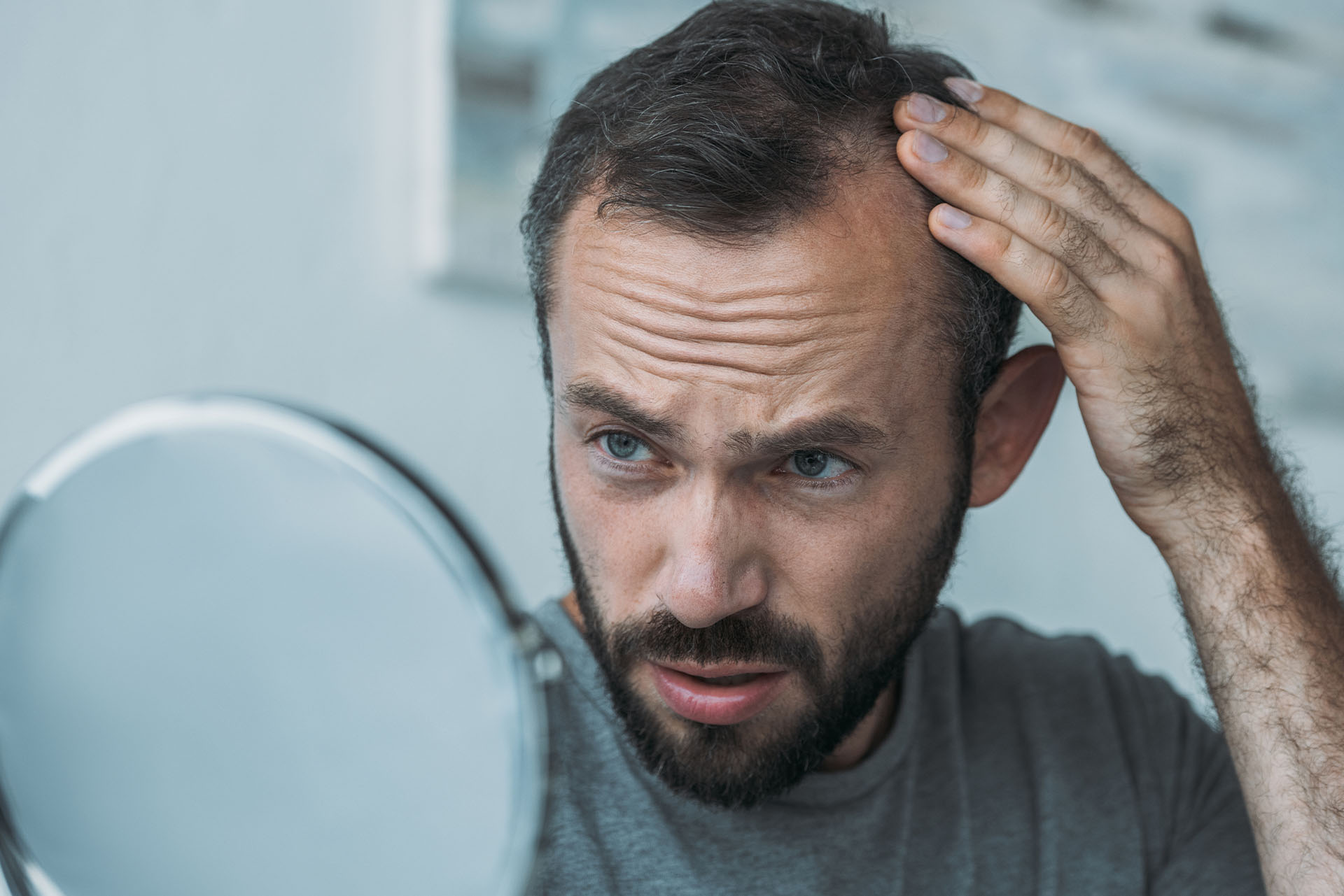 Qu’est-ce que la simulation de cheveux dans les cheveux clairsemés et comment ça se passe ?